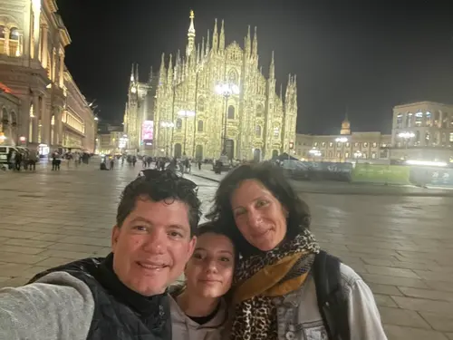À Milan